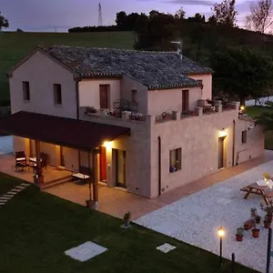  Appartamento Casa Montefiore 13 Girasoli Lt Nella Tranquilla Campagna Marchigiana Italia