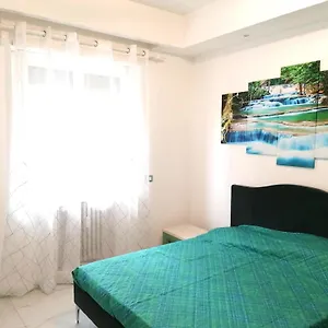  Apartment Domus Magnifica